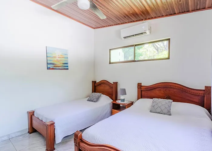 Olas De Oro Apartment